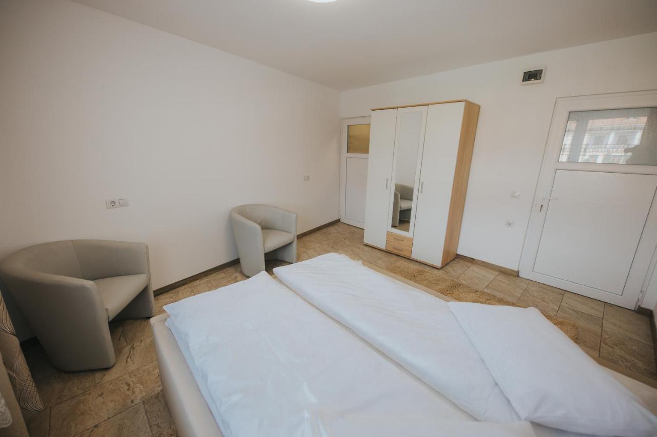 Endlich Zuhause Hotel Sibiu Ngoại thất bức ảnh