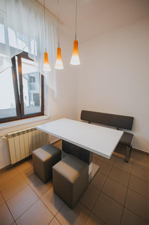 Endlich Zuhause Hotel Sibiu Ngoại thất bức ảnh